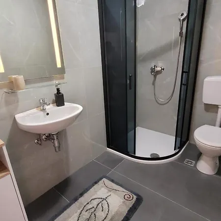 Apartmani Krizanac Donji Okrug  Room photo