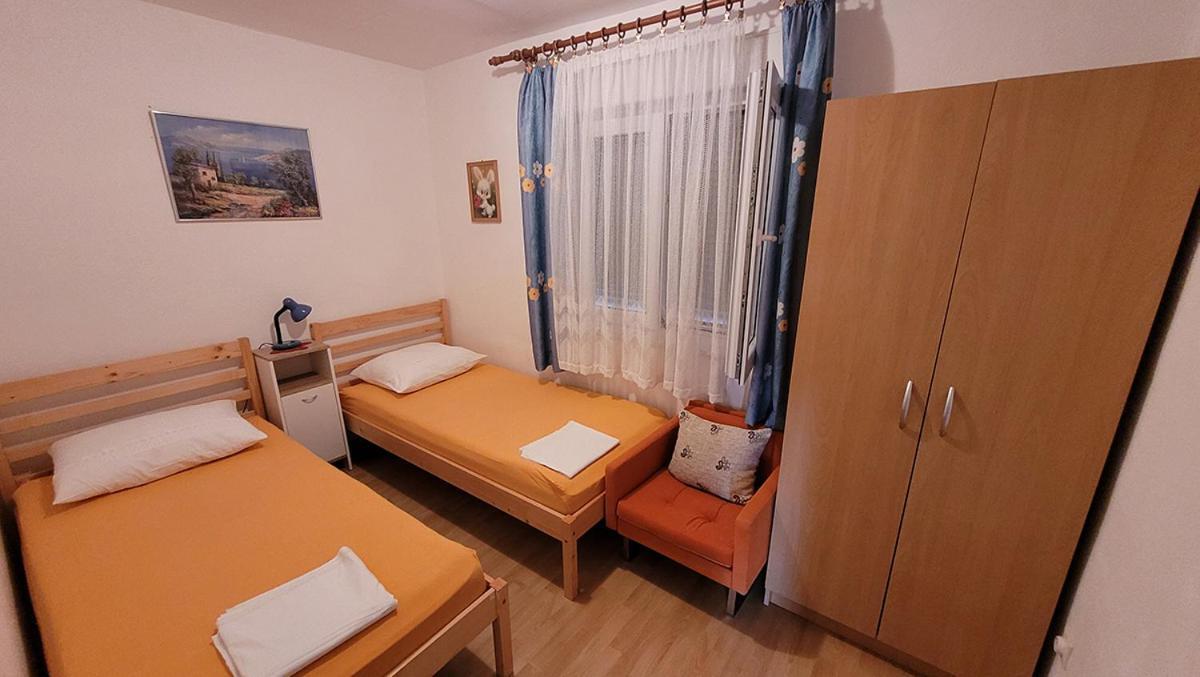 Krizanac Apartment *